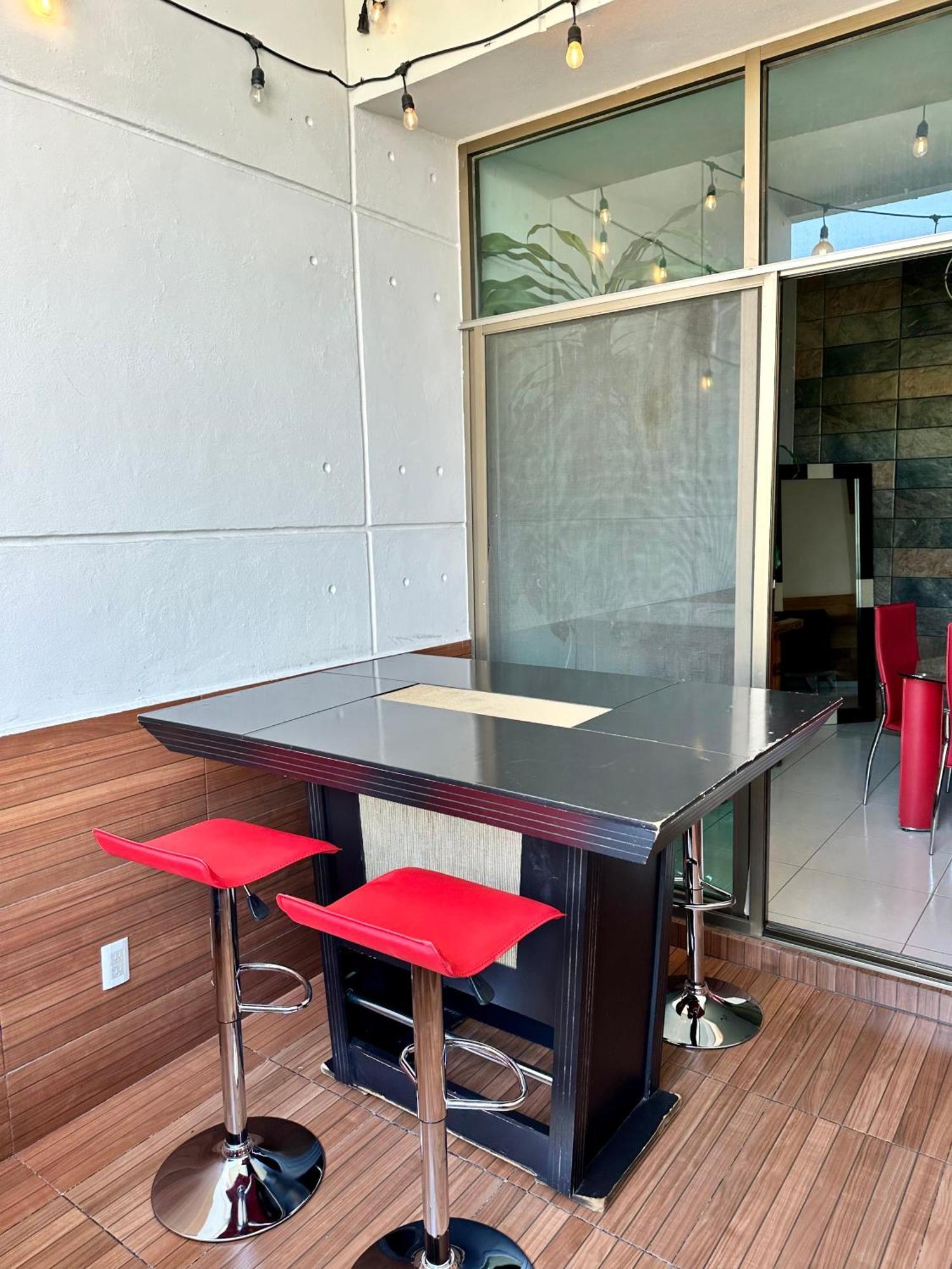 Loft Arte Y Diseno, Terraza, Asador, 3 Pantallas "Cuernavaca Somos El Unico Airbn Que Te Ofrece 2 Exclusivos Jacuzzis Profesionales Con Agua Caliente Y Sistema De Hidromasaje, Tipo Spa" Fraccionamiento Vigilancia 24 Horas Apartment Luaran gambar