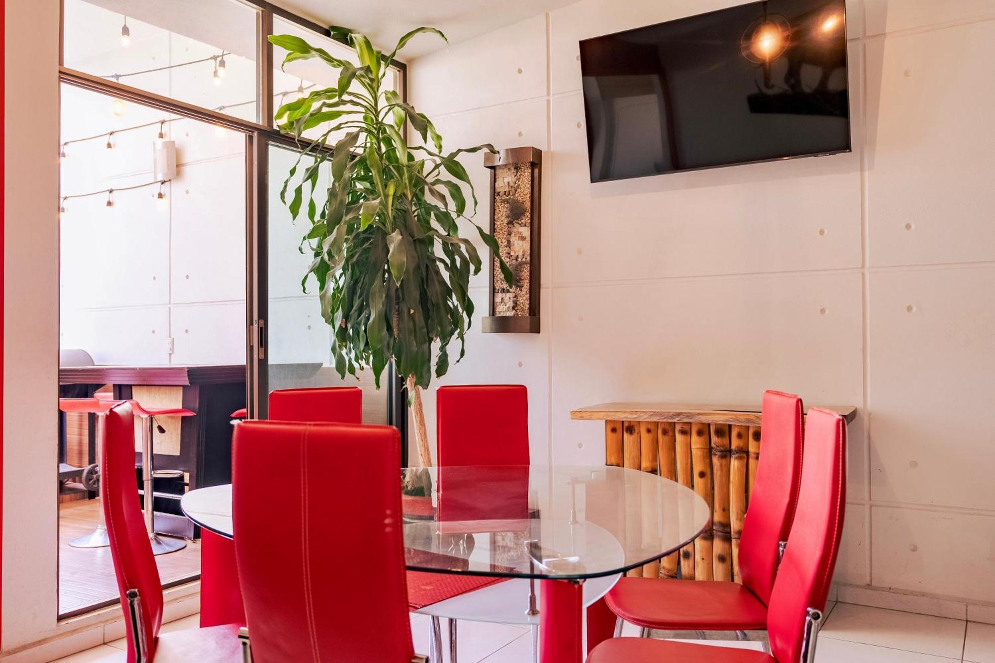 Loft Arte Y Diseno Alberca Climatizada, Amenidades Y Lujo, Terraza Privada Con Asador De Carbon, Cuernavaca Somos Los Unicos Que Te Ofrecemos Para Tu Uso Personal Y Exclusivo 2 Jacuzzis Con Agua Caliente Y Sistema De Hidromasaje Tipo Spa Luaran gambar